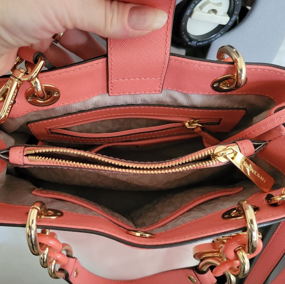 Michael Kors Coral Chain Satchel Crossbody Leather Handbag - Picture 3 of 6